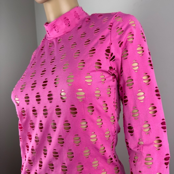 POSH by V Perforated High-Neck Pink Long Sleeve‎ Stretch-jersey Top - Picture 5 of 13
